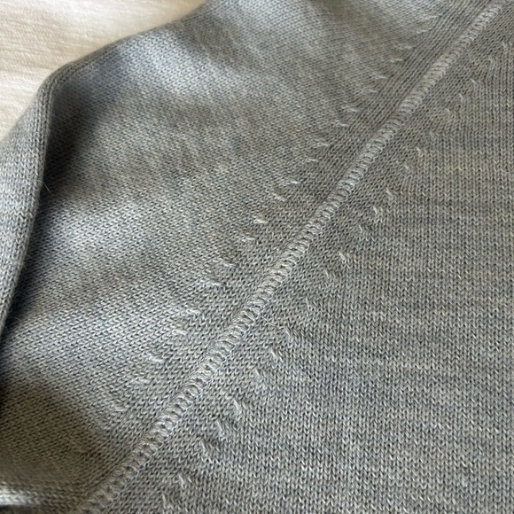 PAKA women’s sweater - The Original Crew in Light Blue - size small - Excellent - Picture 12 of 13